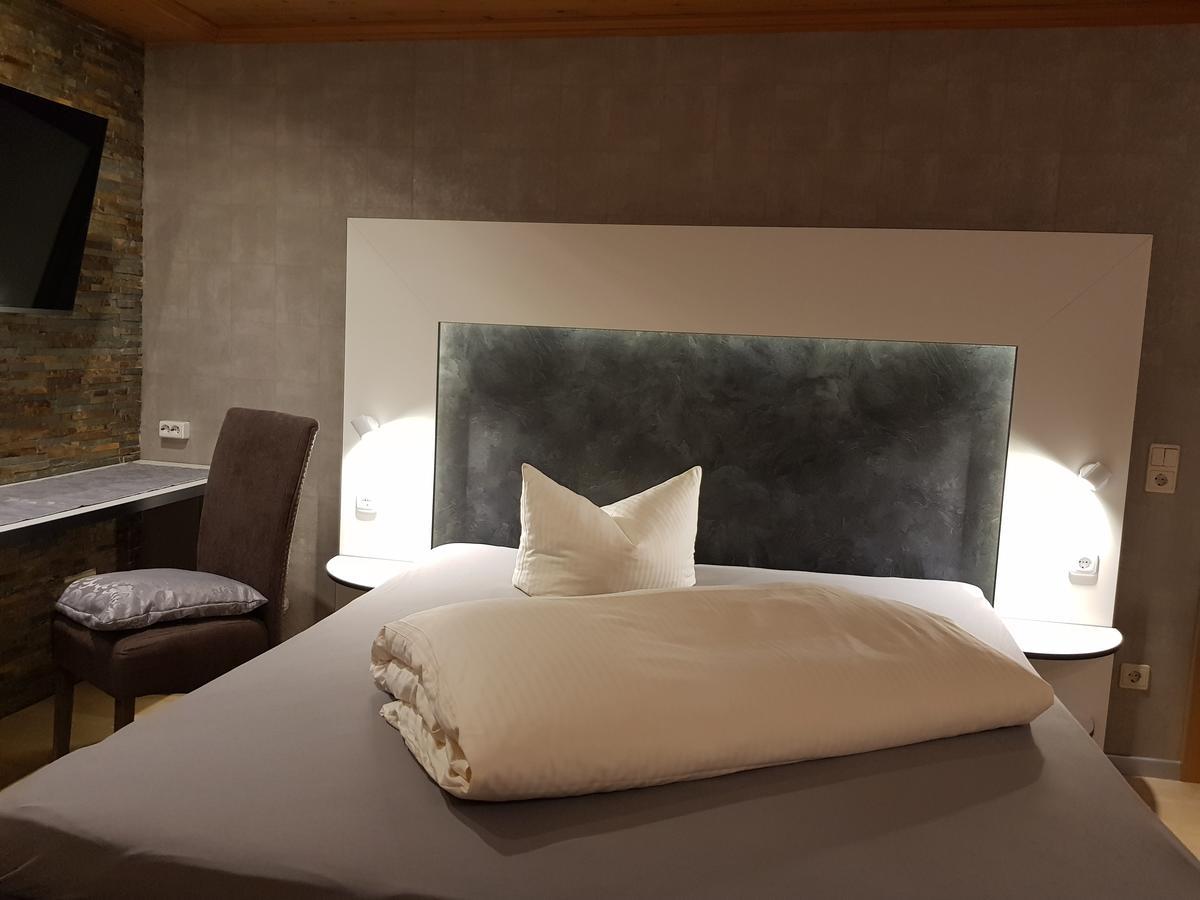 Garni Und Zur Krone Guest house